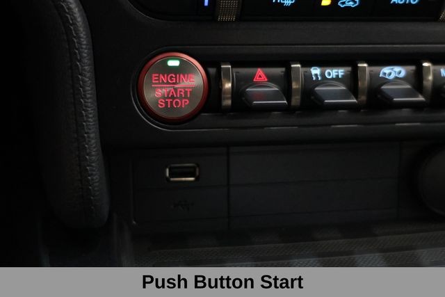 Ford Mustang Vehicle Image 23