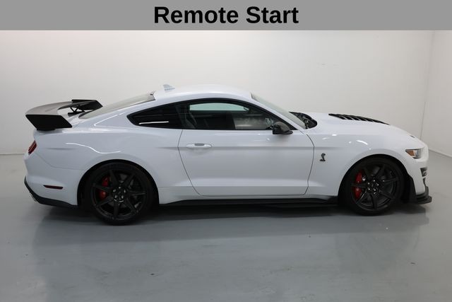 Ford Mustang Vehicle Image 24