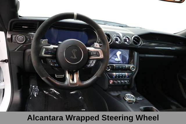 Ford Mustang Vehicle Image 39