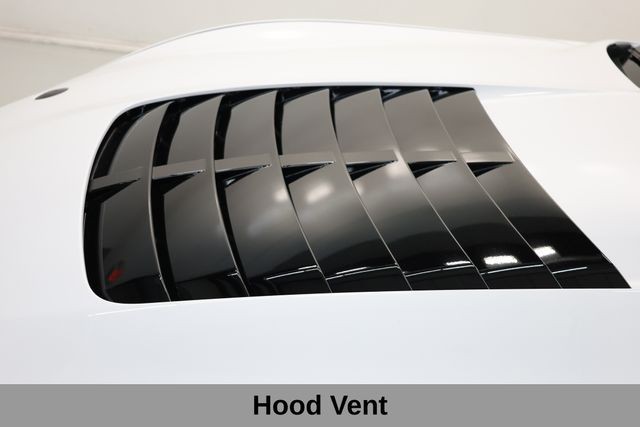 Ford Mustang Vehicle Image 45