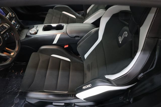 Ford Mustang Vehicle Image 90