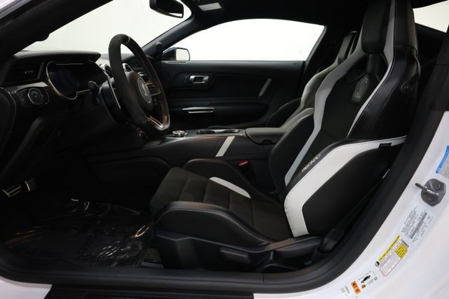 Ford Mustang Vehicle Image 92