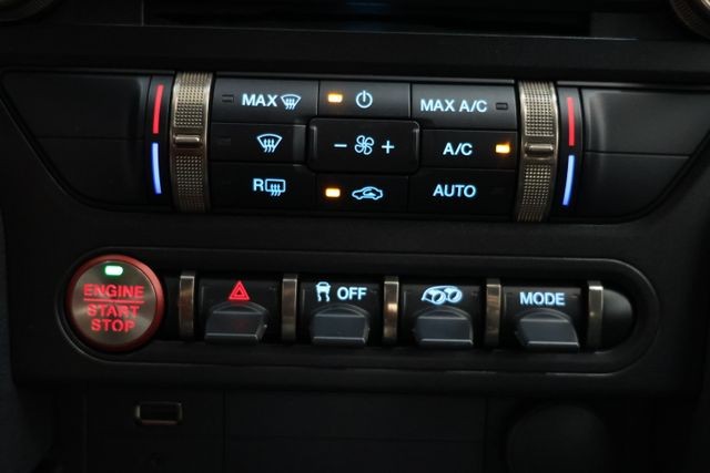 Ford Mustang Vehicle Image 96