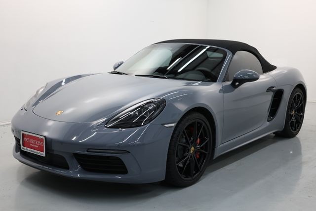 2024 Porsche 718 Boxster S's photo