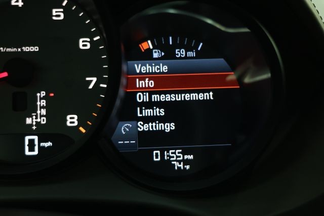 Porsche 718 Boxster Vehicle Image 101