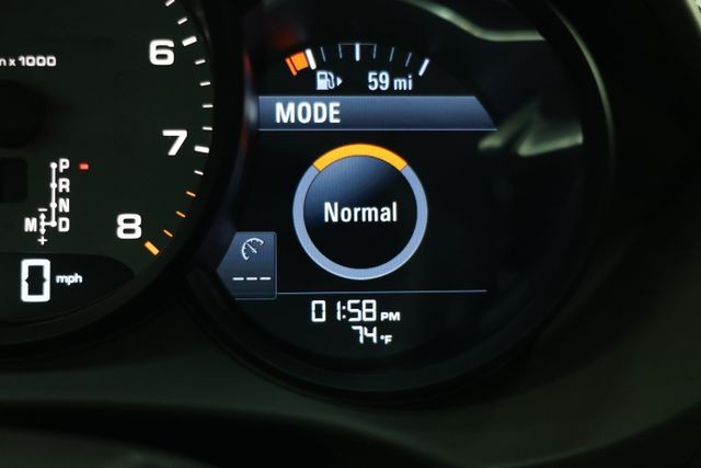Porsche 718 Boxster Vehicle Image 105