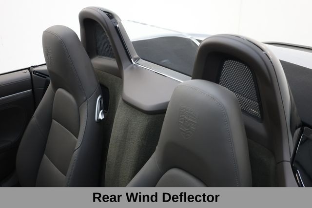 Porsche 718 Boxster Vehicle Image 31
