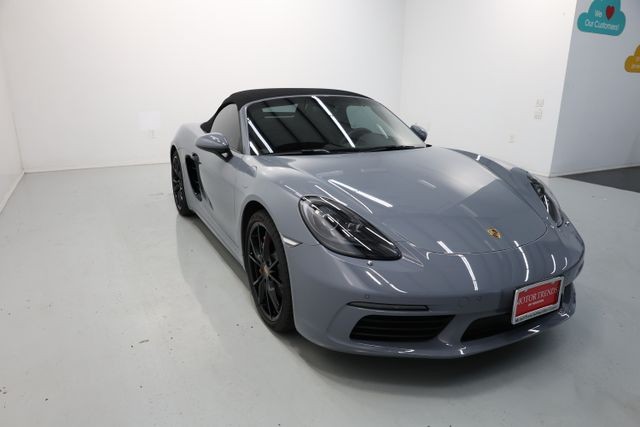 Porsche 718 Boxster Vehicle Image 54
