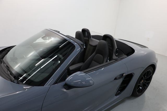Porsche 718 Boxster Vehicle Image 70