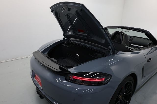 Porsche 718 Boxster Vehicle Image 81