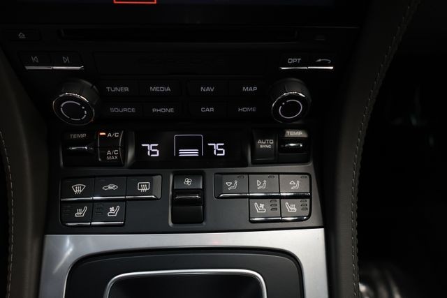 Porsche 718 Boxster Vehicle Image 95