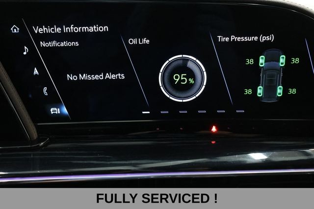 Cadillac Escalade ESV Vehicle Image 06