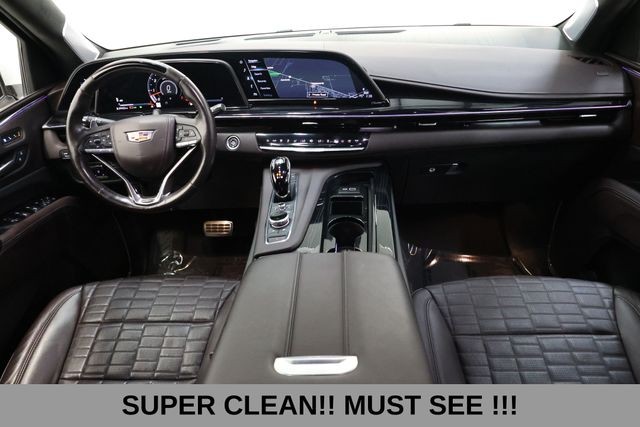 Cadillac Escalade ESV Vehicle Image 18