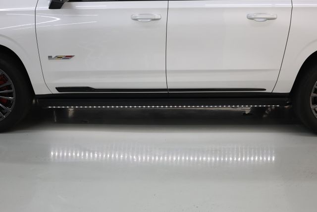 Cadillac Escalade ESV Vehicle Image 70