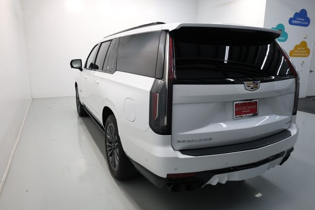 Cadillac Escalade ESV Vehicle Image 71