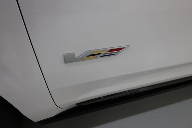 Cadillac Escalade ESV Vehicle Image 75
