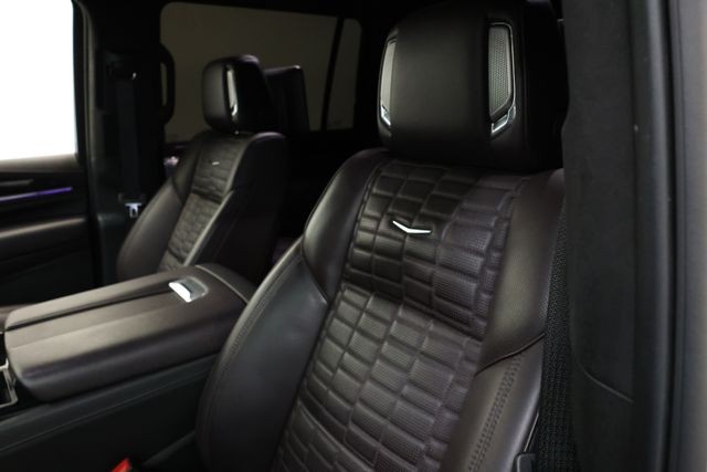 Cadillac Escalade ESV Vehicle Image 79
