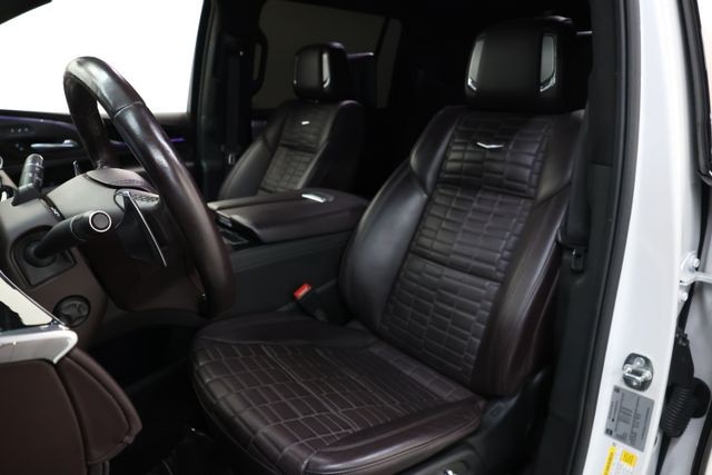 Cadillac Escalade ESV Vehicle Image 86