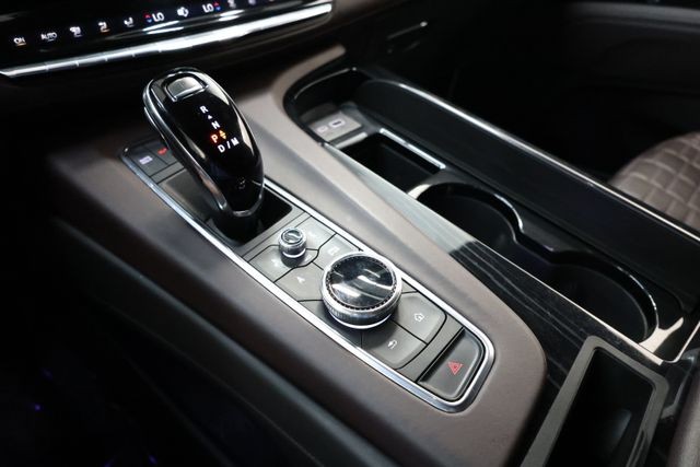 Cadillac Escalade ESV Vehicle Image 93