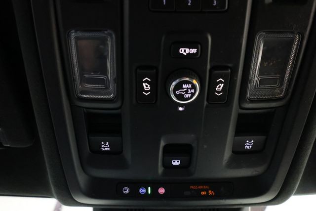 Cadillac Escalade ESV Vehicle Image 95