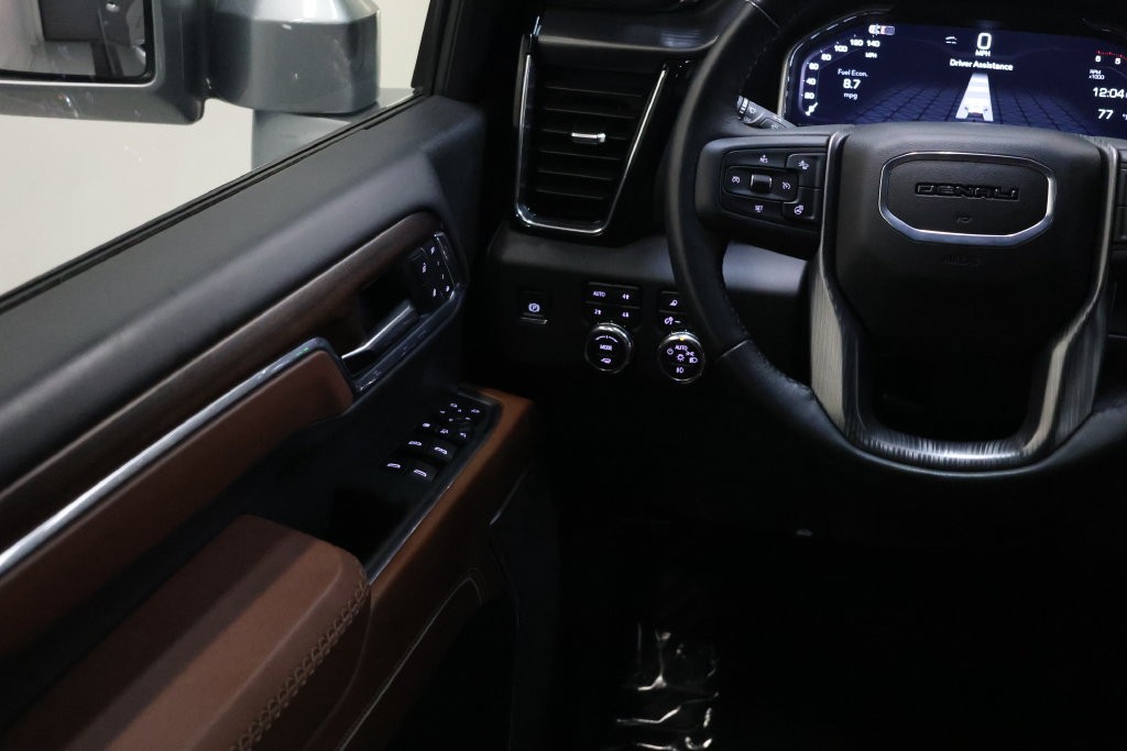 GMC Sierra 2500HD Vehicle Full-screen Gallery Image 107