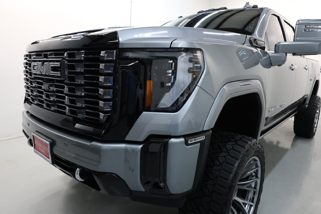 GMC Sierra 2500HD Vehicle Full-screen Gallery Image 66