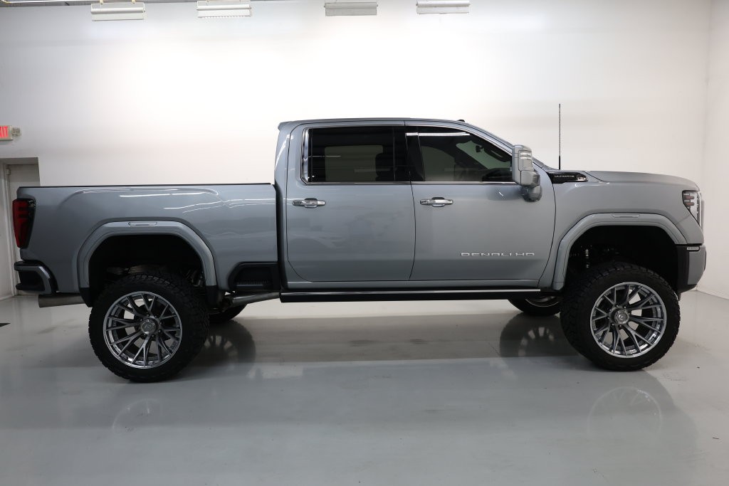GMC Sierra 2500HD Vehicle Full-screen Gallery Image 76