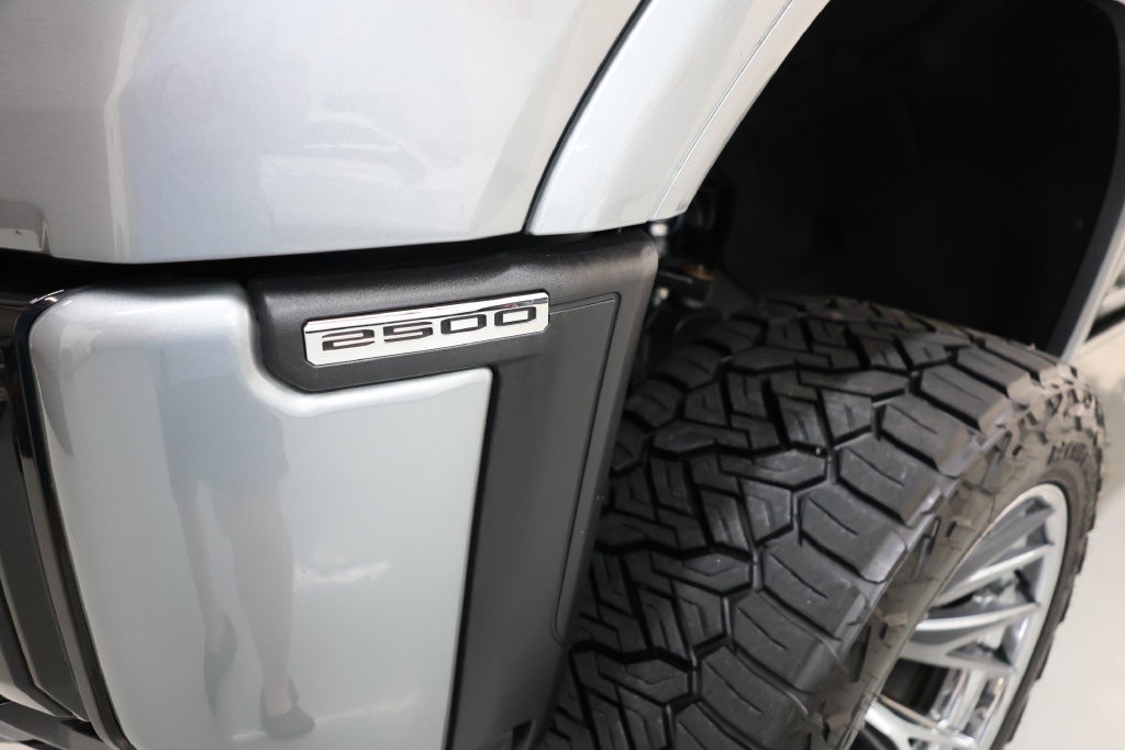 GMC Sierra 2500HD Vehicle Full-screen Gallery Image 85