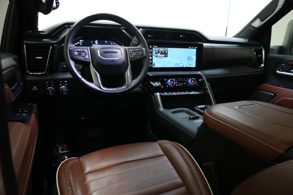GMC Sierra 2500HD Vehicle Full-screen Gallery Image 96