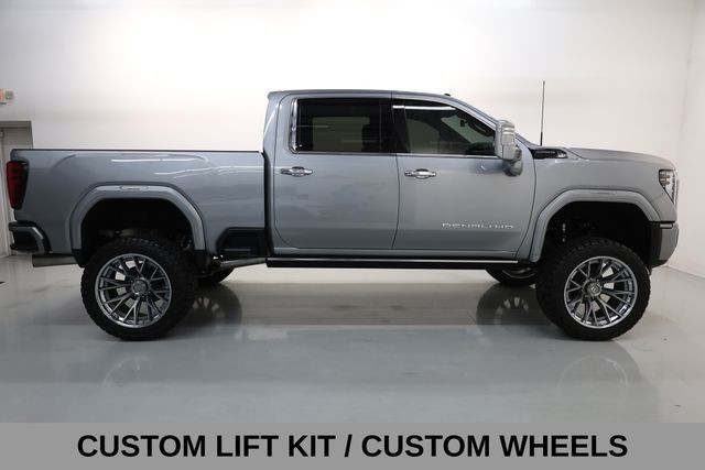 GMC Sierra 2500HD Vehicle Image 05