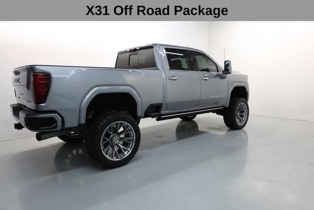 GMC Sierra 2500HD Vehicle Image 15