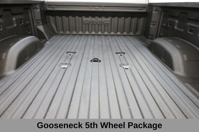 GMC Sierra 2500HD Vehicle Image 17