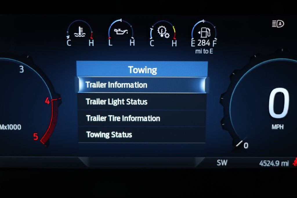 Ford F-450SD Vehicle Full-screen Gallery Image 108