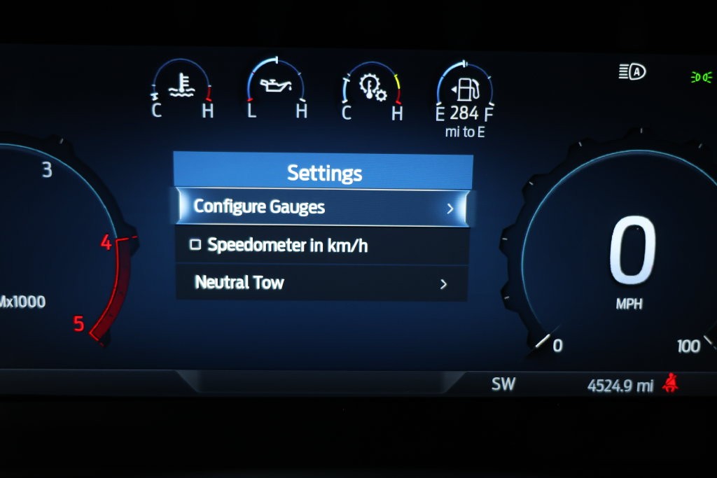Ford F-450SD Vehicle Full-screen Gallery Image 112