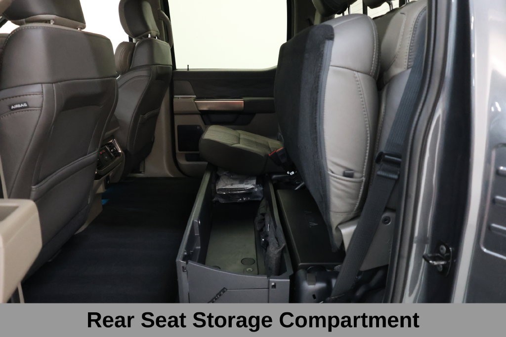 Ford F-450SD Vehicle Full-screen Gallery Image 59