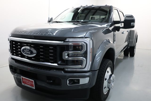 Ford F-450SD Vehicle Image 64