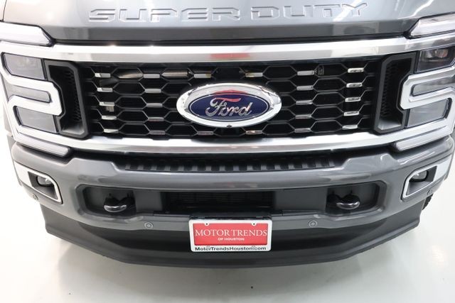 Ford F-450SD Vehicle Image 70