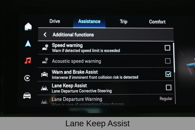 Porsche Cayenne Coupe Vehicle Image 20