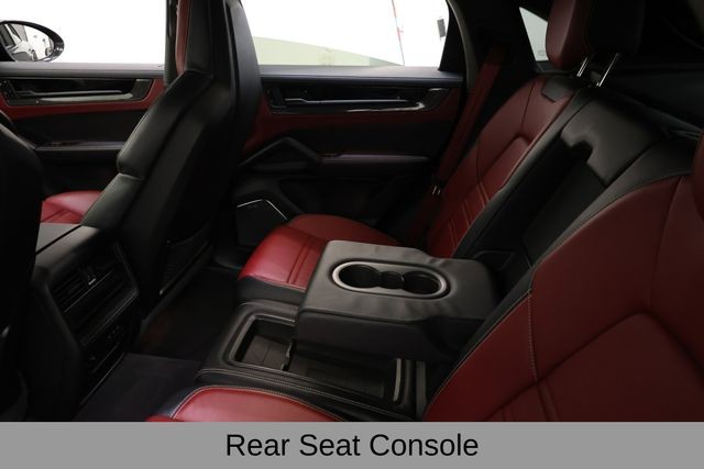 Porsche Cayenne Coupe Vehicle Image 42