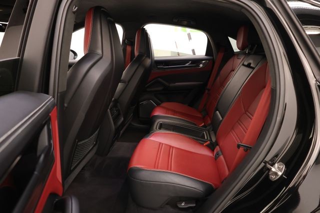 Porsche Cayenne Coupe Vehicle Image 51