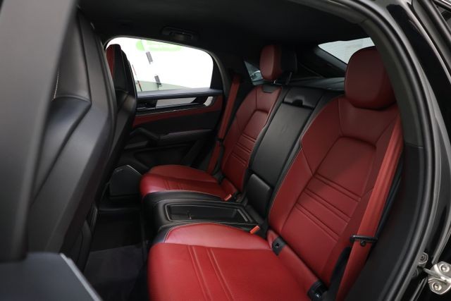 Porsche Cayenne Coupe Vehicle Image 52