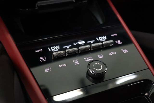 Porsche Cayenne Coupe Vehicle Image 58