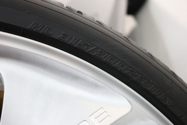 Porsche Cayenne Coupe Vehicle Image 62