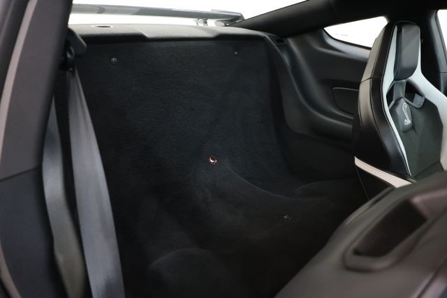 Ford Mustang Vehicle Image 74
