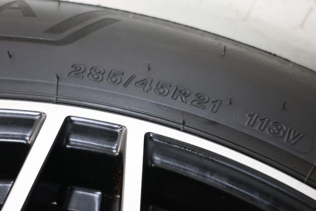 Porsche Cayenne Vehicle Image 67