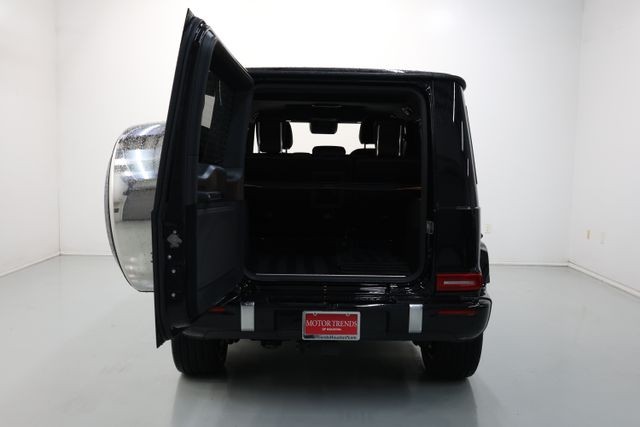 Mercedes-Benz G-Class Vehicle Image 53