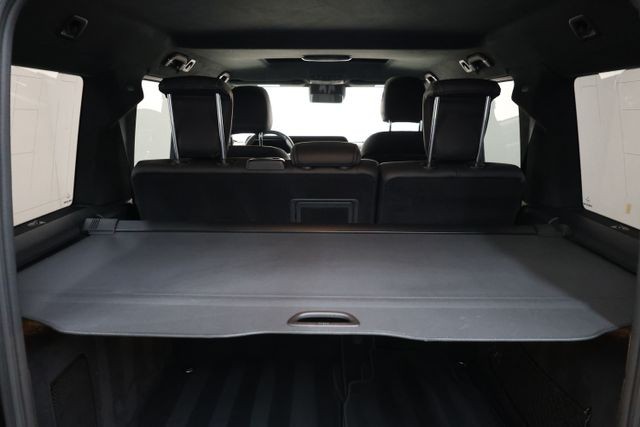 Mercedes-Benz G-Class Vehicle Image 70