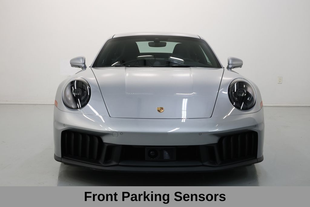 Porsche 911 Vehicle Full-screen Gallery Image 29
