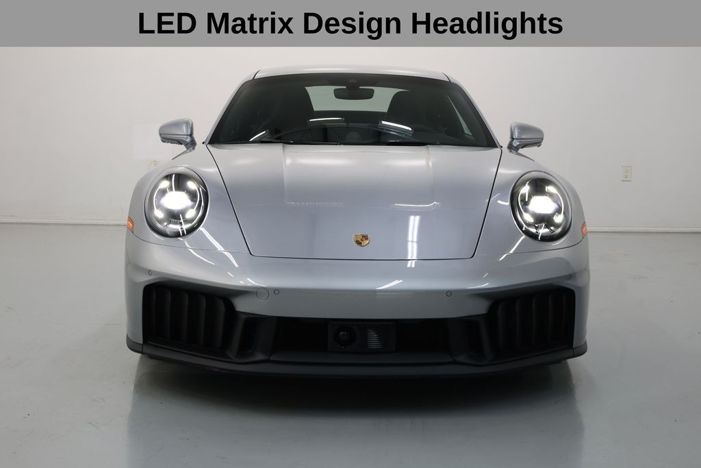 Porsche 911 Vehicle Full-screen Gallery Image 46