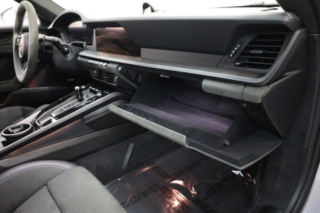 Porsche 911 Vehicle Image 55